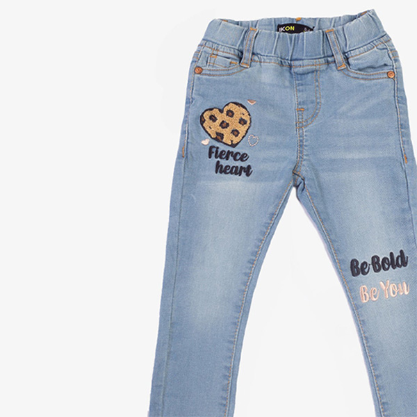 light blue embroidered jeans for girls 4
