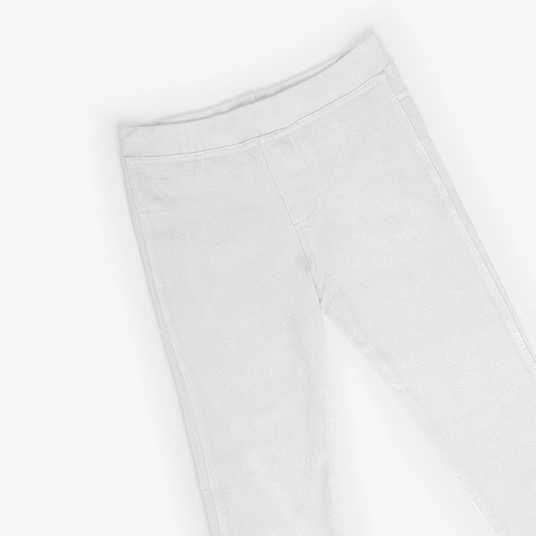 soft touchwhite jegging jeans for baby girls 3