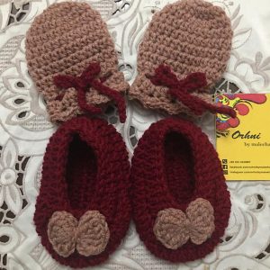 newborn baby maroon crochet shoes and gloves