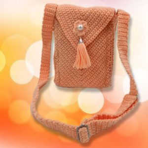 peach crochet tassel mobile pouch